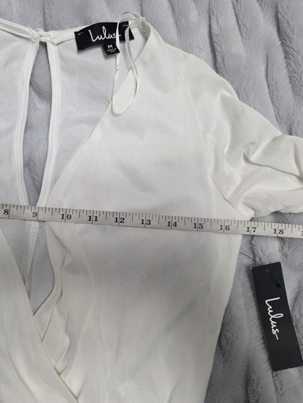 Lulu's Ivory Long-Sleeve Bodysuit NWT Size M - Picture 12 of 12